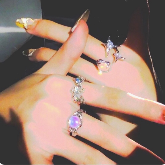 ♡ ⁺ ｡ ! ! Moon・ ˚ ⁺   ⭐️ Kin .  !    ♡ ♡ - Picture 2 of 7